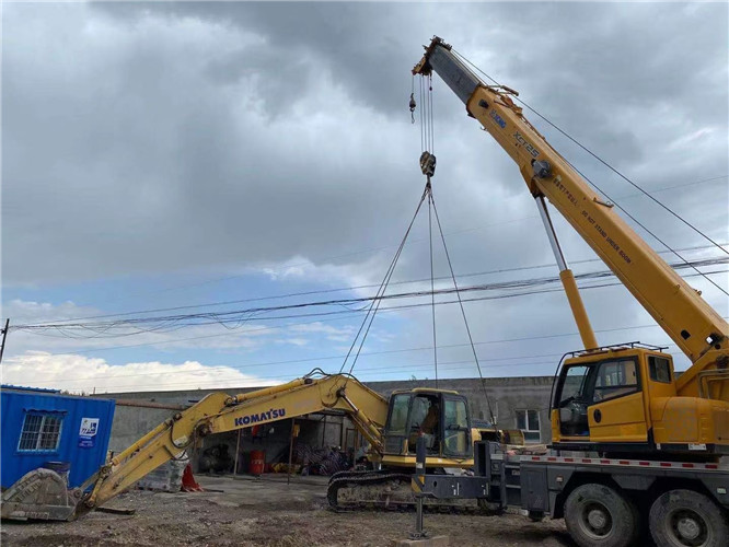 金水区25吨吊车的工作半径是多少？